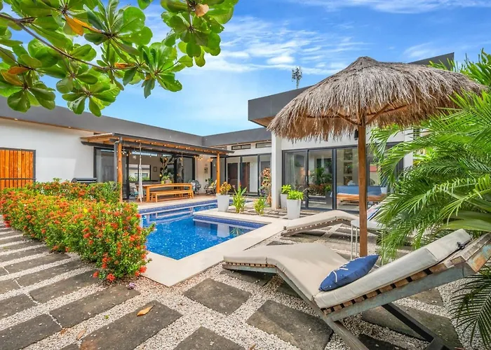 Cu11 Private 4br Oasis-pool-guest House-close To